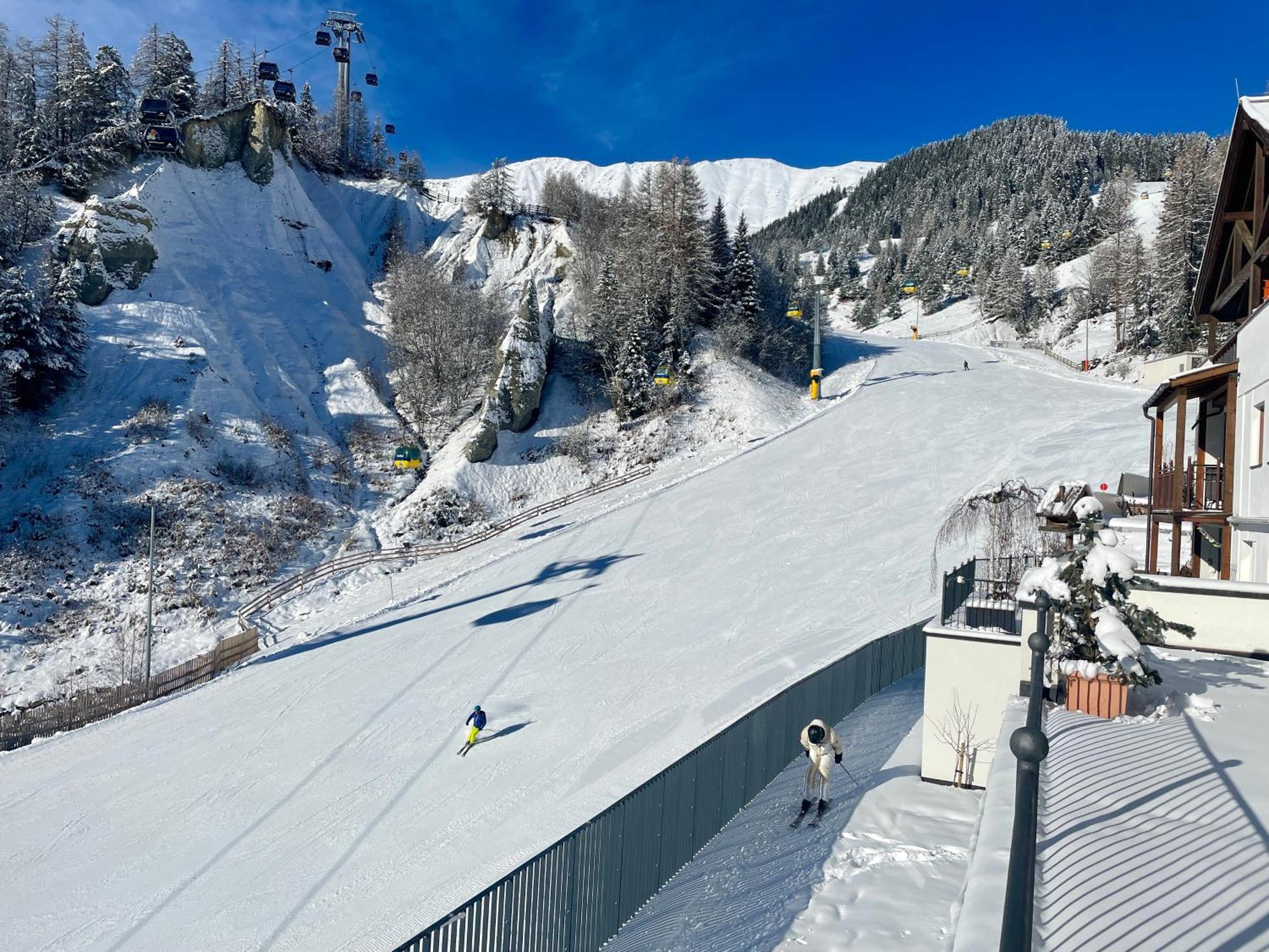 Hotel Garni Zerzer Serfaus Exteriör bild
