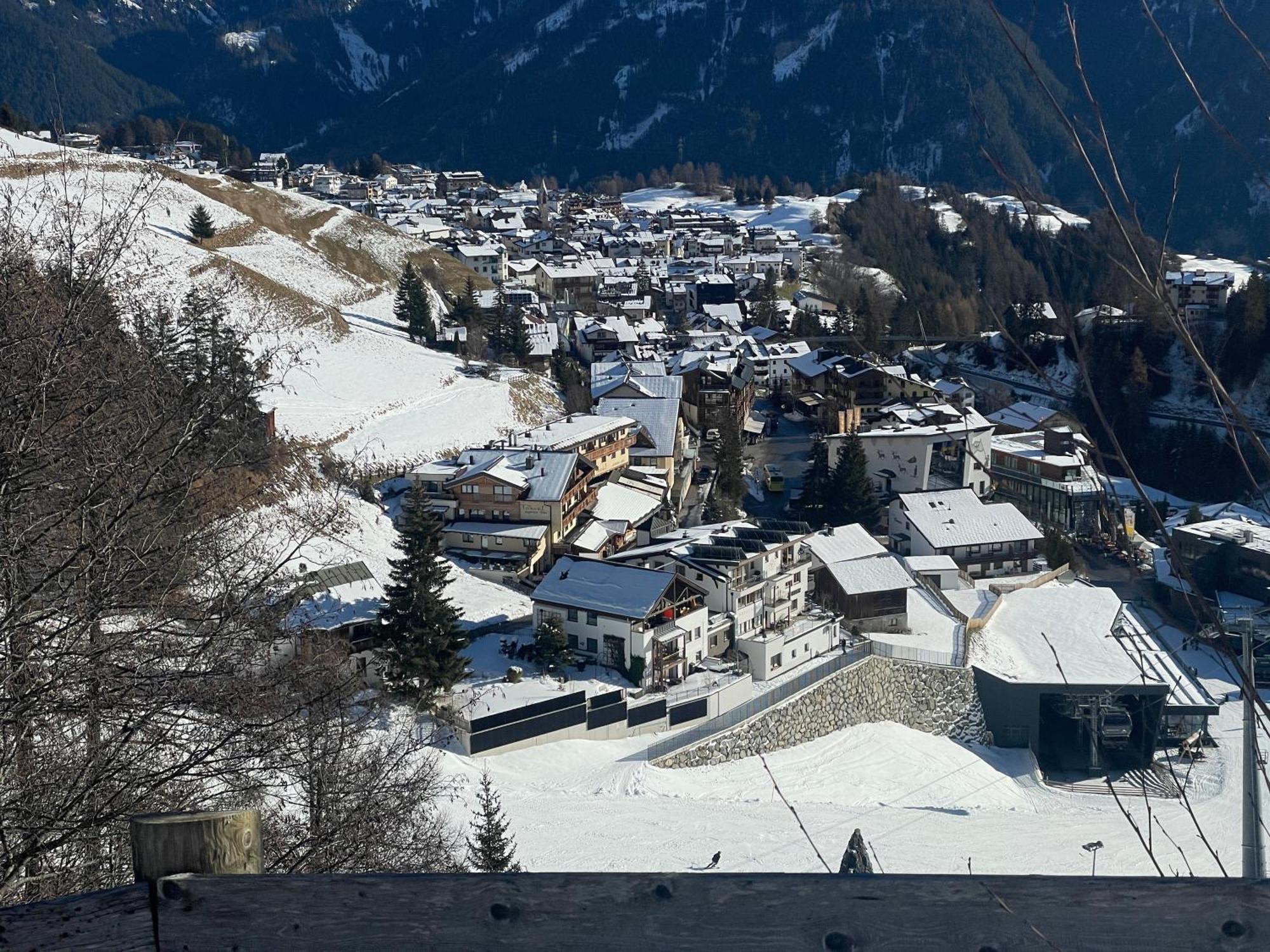 Hotel Garni Zerzer Serfaus Exteriör bild