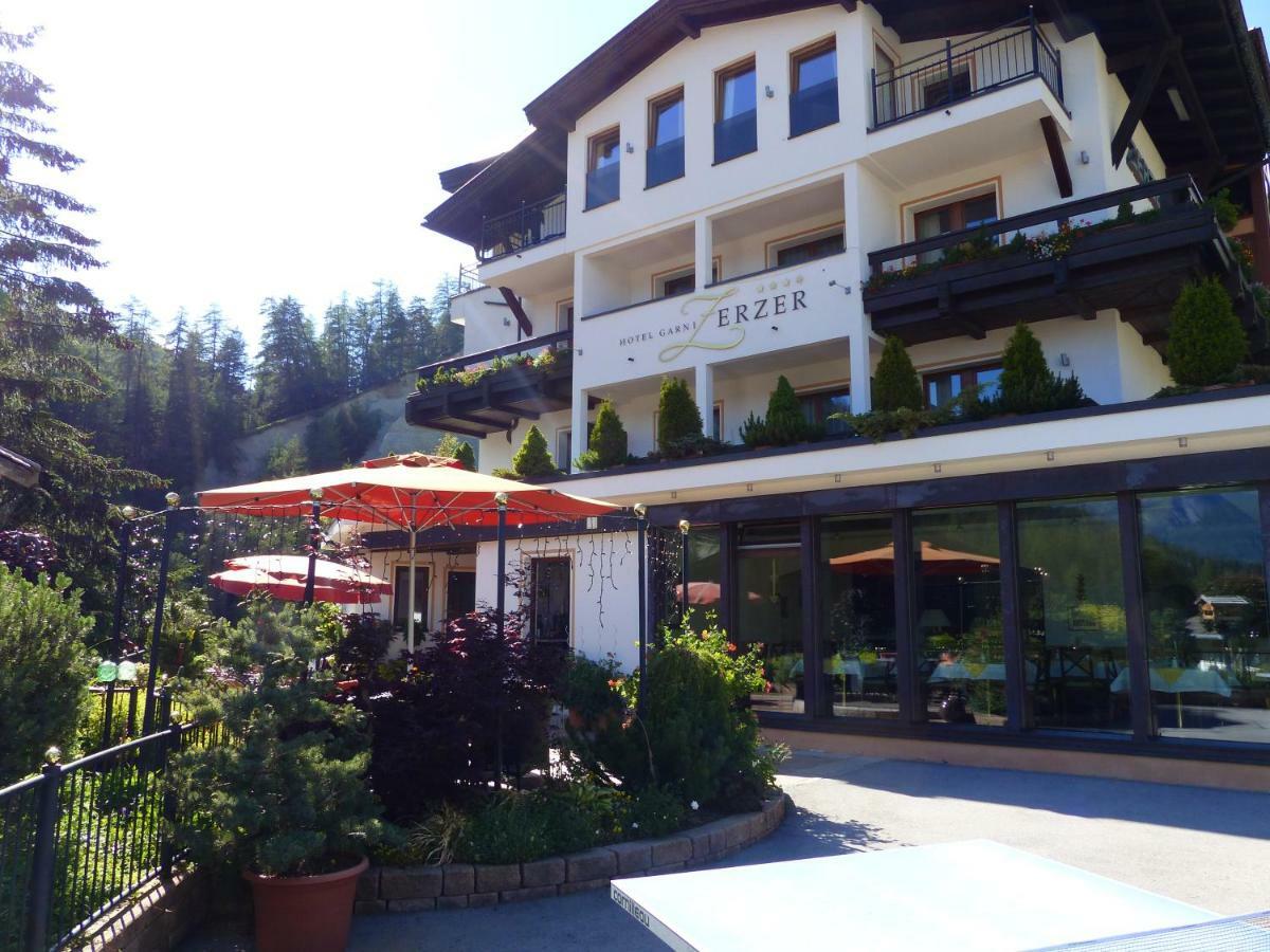 Hotel Garni Zerzer Serfaus Exteriör bild